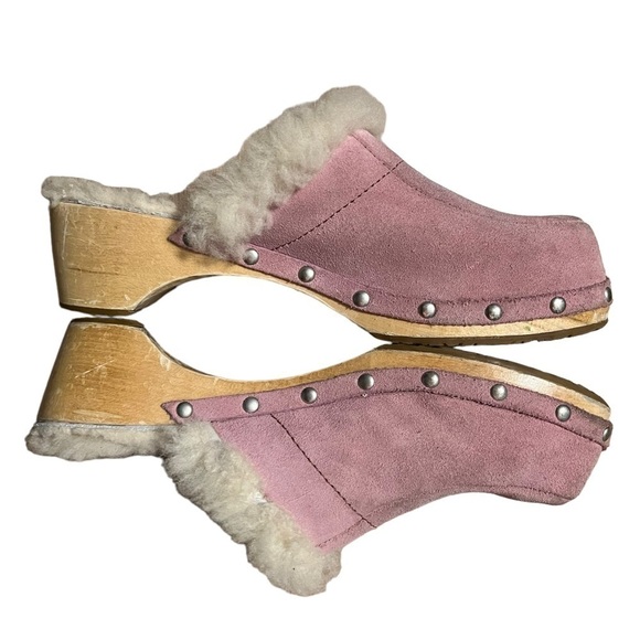 Ugg Kalie pink suede Sherpa lined studded wooden clogs - Picture 3 of 8